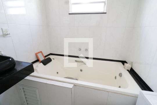 Banheiro de apartamento à venda com 2 quartos, 57m² em Moneró (ilha), Rio de Janeiro