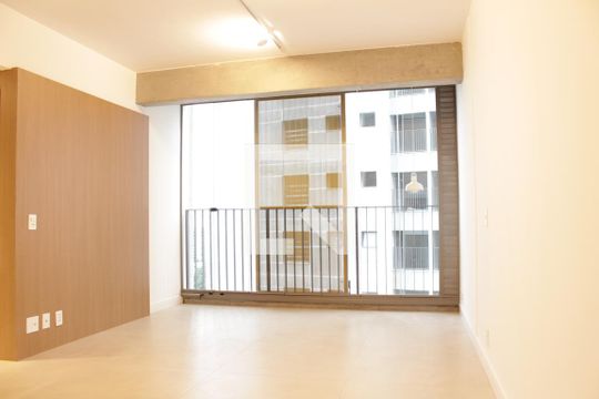 Sala de apartamento para alugar com 2 quartos, 63m² em Sumarezinho, São Paulo