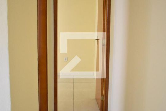 Corredor de apartamento para alugar com 1 quarto, 59m² em Campo Grande, Rio de Janeiro