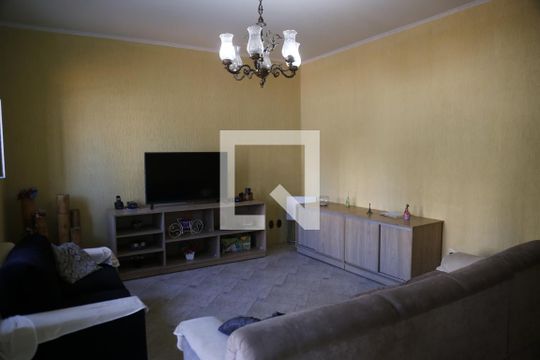 Sala de casa para alugar com 4 quartos, 200m² em Vila Primavera, São Paulo