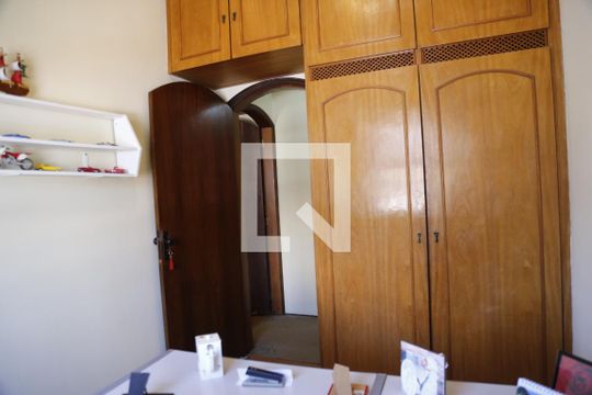 Quarto 2 de casa para alugar com 4 quartos, 200m² em Vila Primavera, São Paulo
