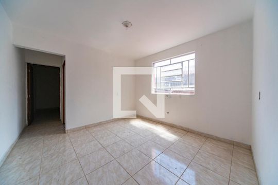 Quarto 1 de casa para alugar com 2 quartos, 49m² em Jardim Santo André, Santo André