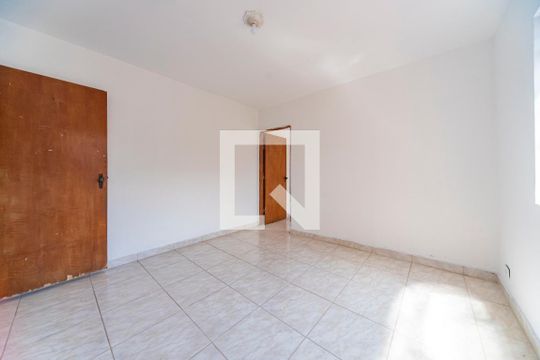 Sala de casa para alugar com 2 quartos, 49m² em Jardim Santo André, Santo André