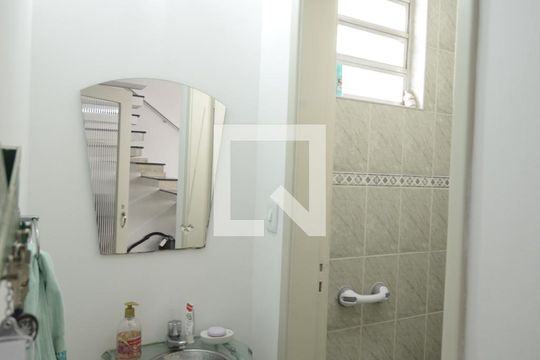 Lavabo de casa à venda com 3 quartos, 215m² em Cambuci, São Paulo