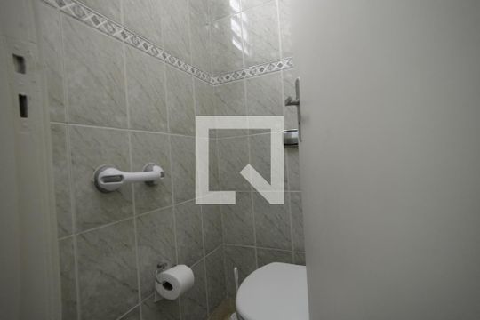 Lavabo de casa à venda com 3 quartos, 215m² em Cambuci, São Paulo