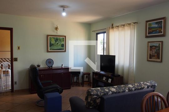 Sala de casa à venda com 4 quartos, 303m² em Jardim Paulista I, Jundiaí