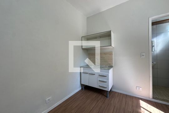 Cozinha de kitnet/studio para alugar com 1 quarto, 27m² em Perdizes, São Paulo