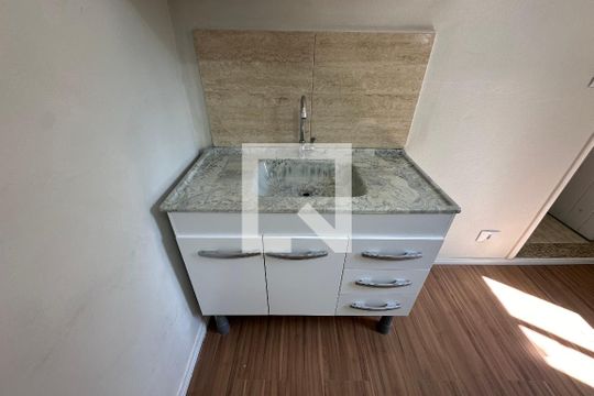 Cozinha de kitnet/studio para alugar com 1 quarto, 27m² em Perdizes, São Paulo