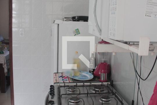 Cozinha de apartamento à venda com 2 quartos, 63m² em Partenon, Porto Alegre