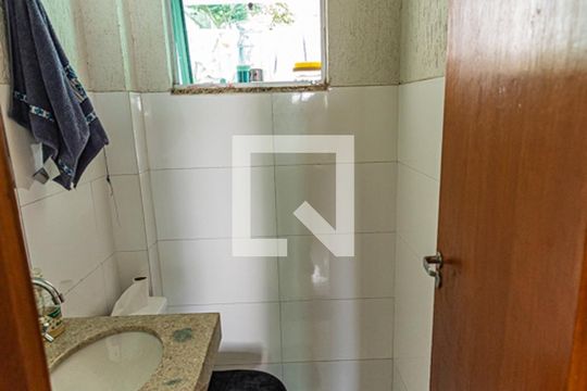 Lavabo de casa à venda com 2 quartos, 70m² em Canaã, Belo Horizonte