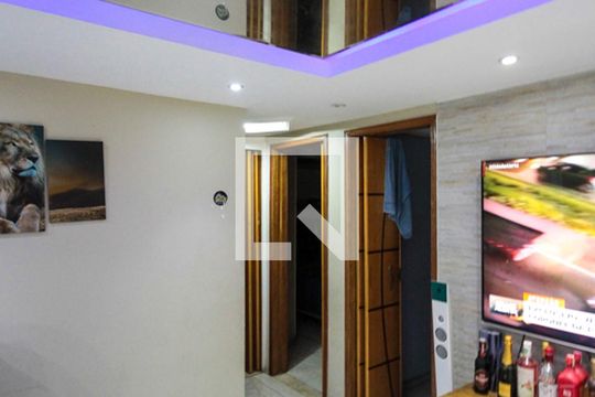Sala de apartamento para alugar com 2 quartos, 47m² em Conjunto Habitacional Teotonio Vilela, São Paulo