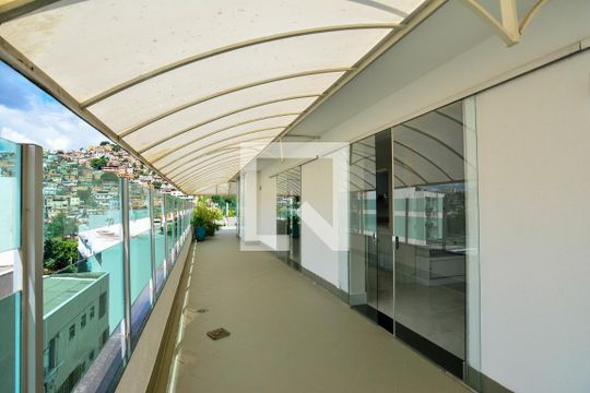 Varanda da cozinha  de apartamento para alugar com 5 quartos, 384m² em São Bento, Belo Horizonte