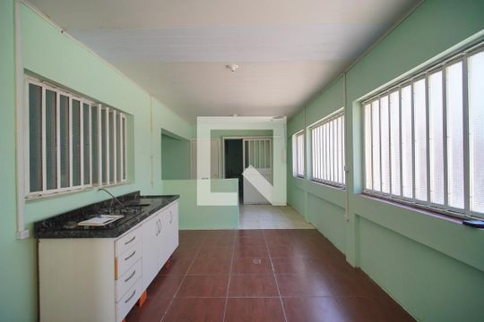 Cozinha de casa para alugar com 3 quartos, 190m² em Fião, São Leopoldo