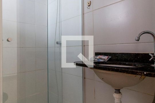 Banheiro de apartamento à venda com 1 quarto, 32m² em Vila Ré, São Paulo