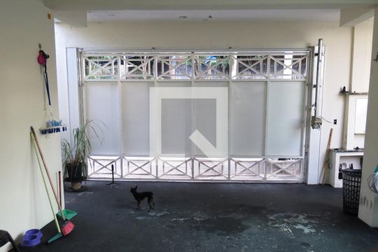 Garagem de casa à venda com 2 quartos, 127m² em Freguesia do Ó, São Paulo