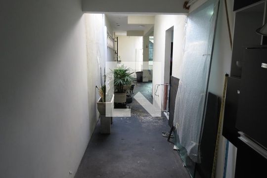Banheiro - Corredor Saída Lavabo de casa à venda com 2 quartos, 127m² em Freguesia do Ó, São Paulo