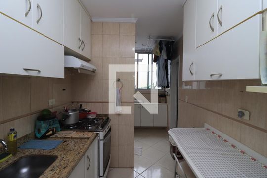 Cozinha de apartamento à venda com 3 quartos, 77m² em Tatuapé, São Paulo