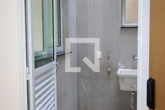 Área de Serviço de apartamento para alugar com 2 quartos, 45m² em Santa Maria, Santo André