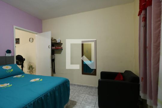Quarto 1 de casa para alugar com 2 quartos, 125m² em Parque Pereira, São Paulo