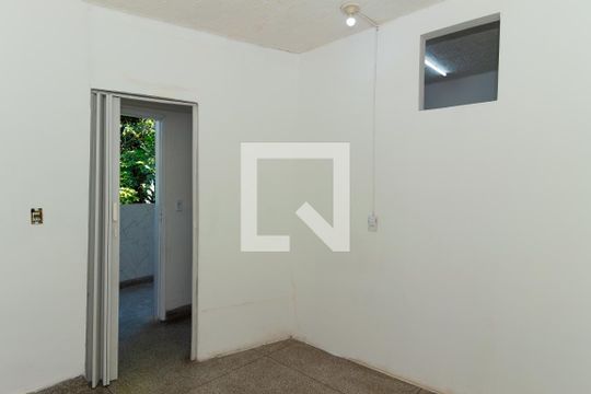 Quarto 2 de apartamento à venda com 1 quarto, 72m² em Jardim Tupanci, Barueri