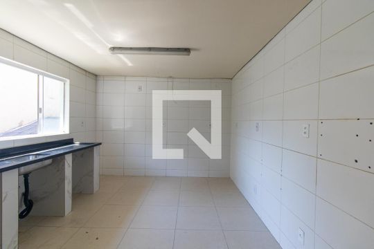 Cozinha de casa para alugar com 2 quartos, 350m² em Centro, Curitiba