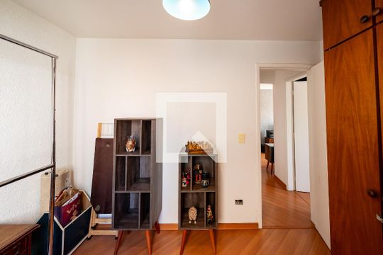 Quarto 2 de apartamento para alugar com 2 quartos, 49m² em Vila Mascote, São Paulo
