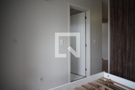 Quarto de kitnet/studio para alugar com 1 quarto, 37m² em Sarandi, Porto Alegre