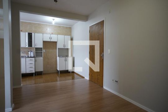Sala de kitnet/studio para alugar com 1 quarto, 37m² em Sarandi, Porto Alegre