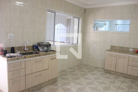 Cozinha de casa para alugar com 2 quartos, 115m² em Jardim Cumbica, Guarulhos