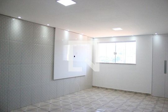 Casa para alugar com 2 quartos, 115m² em Jardim Cumbica, Guarulhos