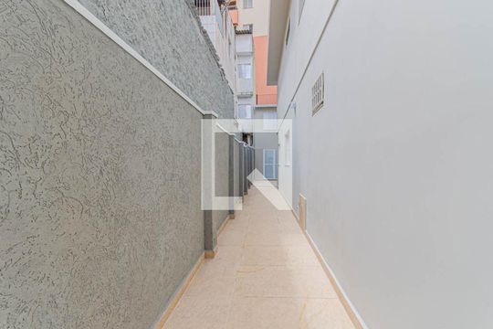 Corredor de casa à venda com 3 quartos, 150m² em Bosque da Saúde, São Paulo