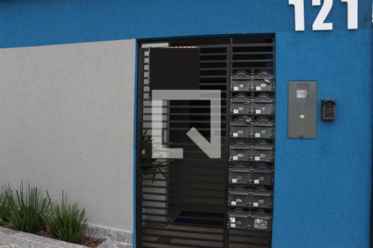 Entrada de apartamento à venda com 2 quartos, 38m² em Vila Santa Isabel, São Paulo