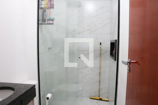 Banheiro de apartamento à venda com 2 quartos, 38m² em Vila Santa Isabel, São Paulo