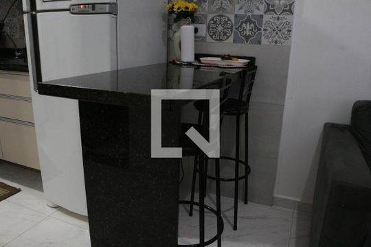 Sala/Cozinha de apartamento à venda com 2 quartos, 38m² em Vila Santa Isabel, São Paulo