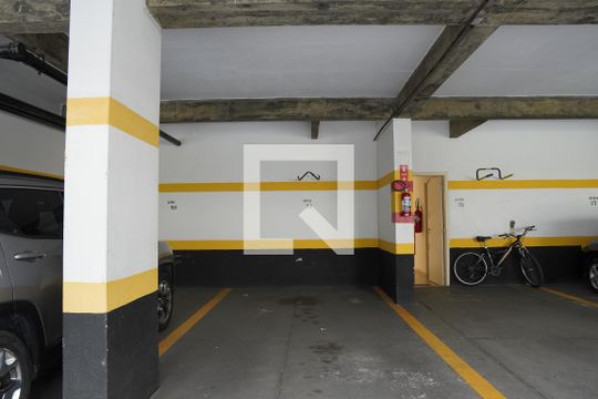 Garagem de apartamento para alugar com 3 quartos, 102m² em Vila Mariana, São Paulo