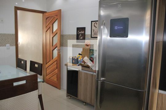 Cozinha de casa à venda com 3 quartos, 132m² em Parque Renato Maia, Guarulhos