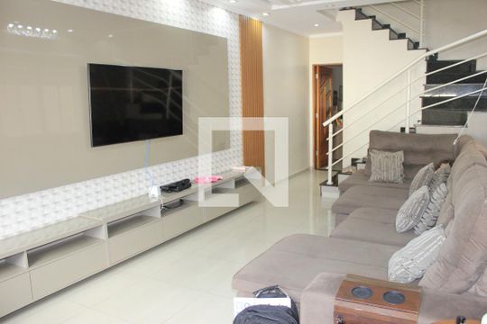 Casa à venda com 3 quartos, 132m² em Parque Renato Maia, Guarulhos