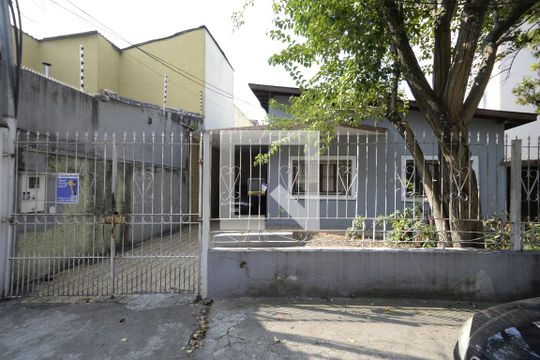 Fachada de casa à venda com 3 quartos, 276m² em Vila Mariana, São Paulo