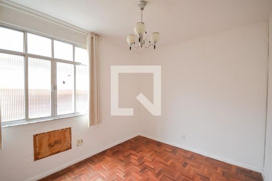 Quarto 1 de casa à venda com 5 quartos, 300m² em Tijuca, Rio de Janeiro