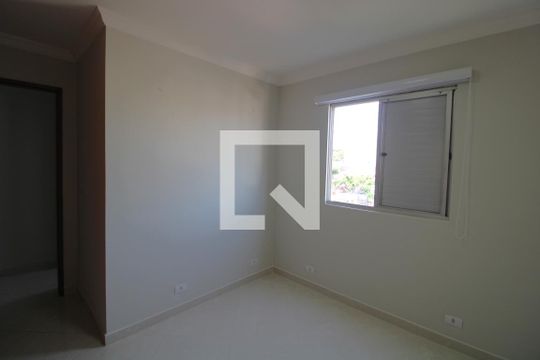 Quarto 1 de apartamento para alugar com 2 quartos, 56m² em Vila Erna, São Paulo