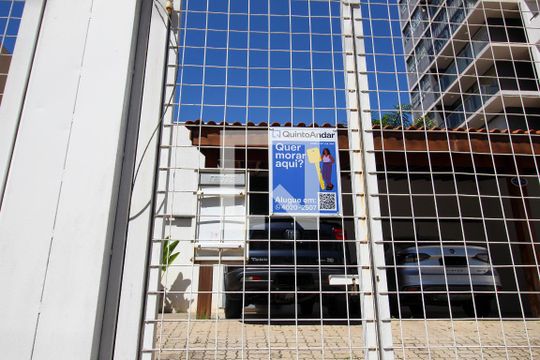 Fachada de casa para alugar com 3 quartos, 560m² em Parque Campolim, Sorocaba