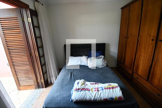 Quarto 1 de casa à venda com 6 quartos, 2520m² em Chácara Santa Margarida, Campinas