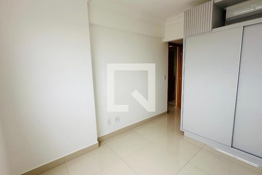 Suite de apartamento à venda com 2 quartos, 62m² em Setor Faicalville, Goiânia