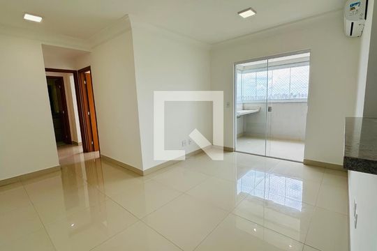 Apartamento à venda com 2 quartos, 62m² em Setor Faicalville, Goiânia