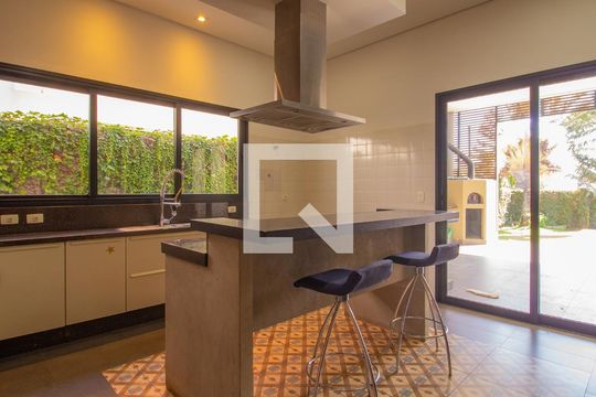 Cozinha de casa de condomínio à venda com 3 quartos, 580m² em Medeiros, Jundiaí