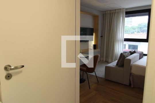 Studio de kitnet/studio à venda com 1 quarto, 25m² em Indianópolis, São Paulo