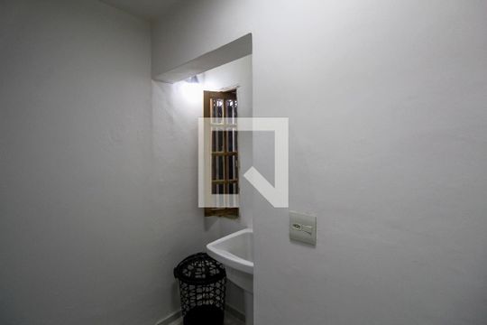 Lavanderia de casa à venda com 3 quartos, 130m² em Chácara Mafalda, São Paulo