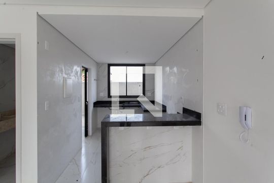 Cozinha de apartamento à venda com 3 quartos, 190m² em Santa Amelia, Belo Horizonte