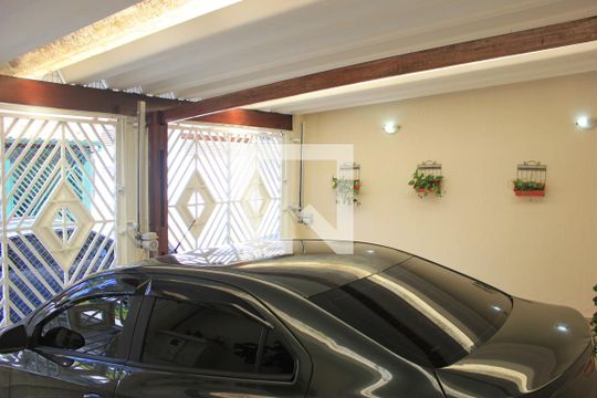 Garagem de casa à venda com 2 quartos, 200m² em Jardim Nova Taboão, Guarulhos