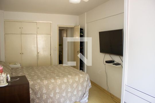 Quarto 1  de apartamento à venda com 1 quarto, 67m² em Catete, Rio de Janeiro